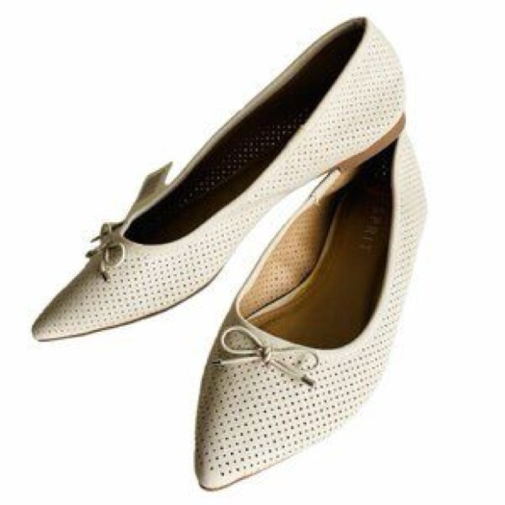Esprit Cream Flats with Bow Accent